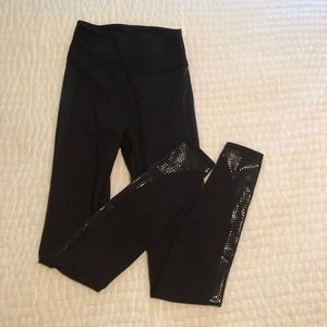 Lululemon Plank to Pike highwaisted leggings sz 6